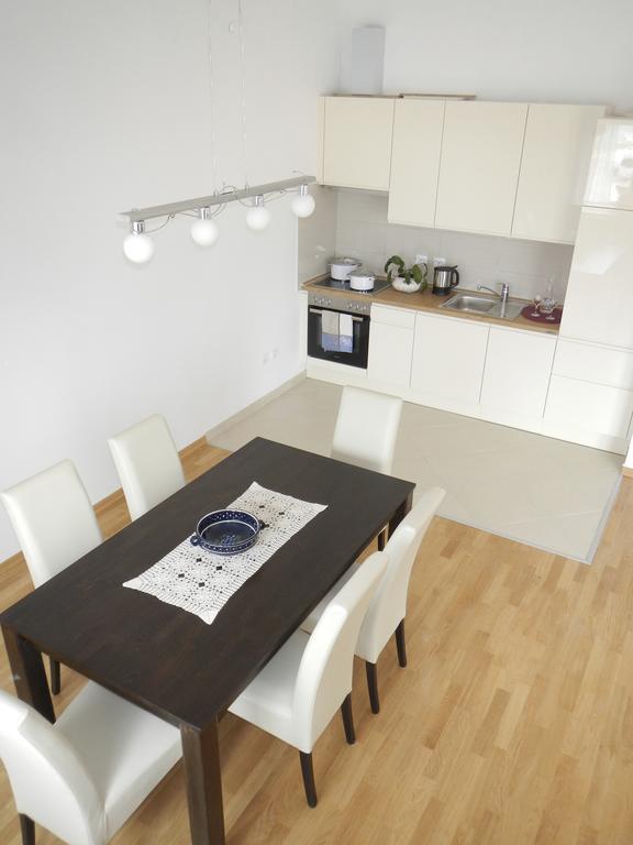 Stella Mare Apartments Ποντστράνα Δωμάτιο φωτογραφία
